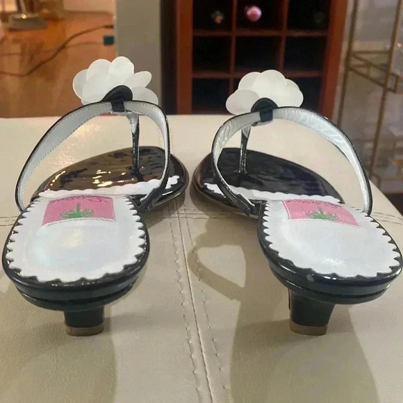 Lilly Pulitzer Thong Sandals with Kitten Heel Sz 8M - Picture 7 of 8